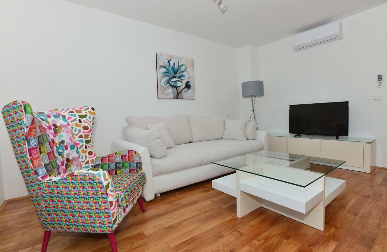 Apartman Dominik Makarská Exteriér fotografie