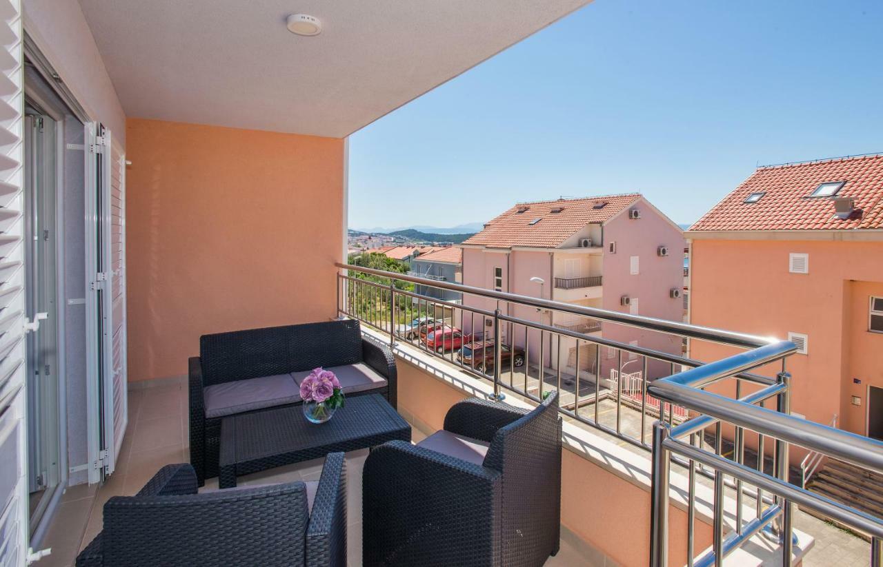 Apartman Dominik Makarská Exteriér fotografie